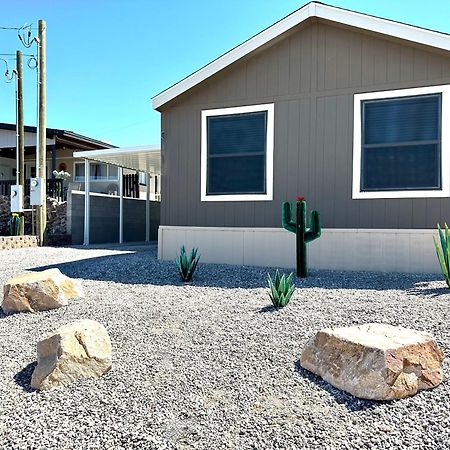 Desert Retreat Parker Villa Exterior photo